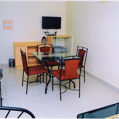 Hotel Padmini Residency Hyderabad Ngoại thất bức ảnh
