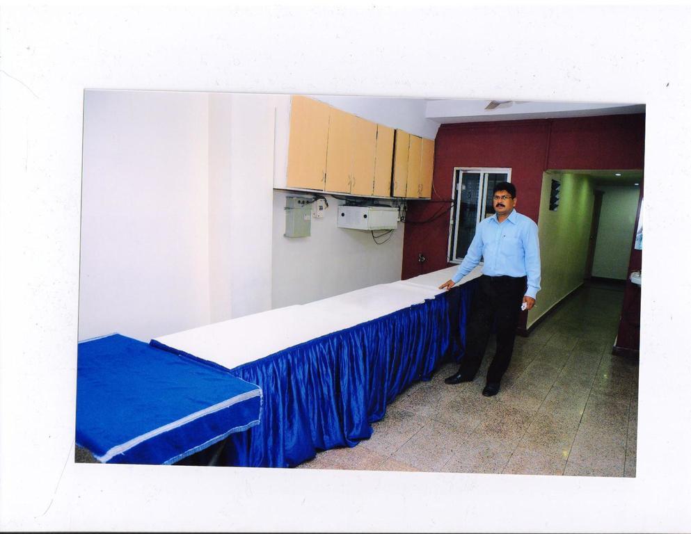 Hotel Padmini Residency Hyderabad Ngoại thất bức ảnh