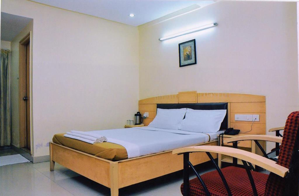 Hotel Padmini Residency Hyderabad Ngoại thất bức ảnh